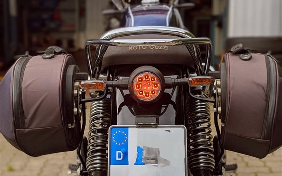 Gebrauchtmotorrad Moto Guzzi V7 750 Special - Bild 3