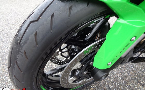 Gebrauchtmotorrad Kawasaki Ninja ZX-6R - Bild 9 Gebrauchtmotorrad Kawasaki Ninja ZX-6R - Bild 9