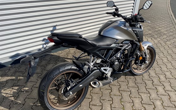 Neufahrzeug Honda CB125R - Bild 3