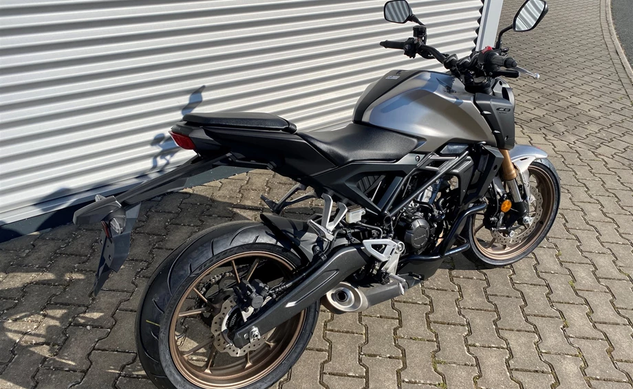 Angebot Honda CB125R Bild 3: Angebot Honda CB125R
