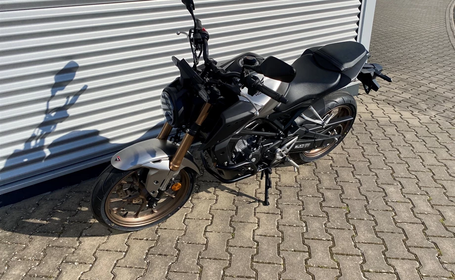 Angebot Honda CB125R Bild 6: Angebot Honda CB125R