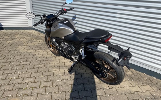 Neufahrzeug Honda CB125R - Bild 4