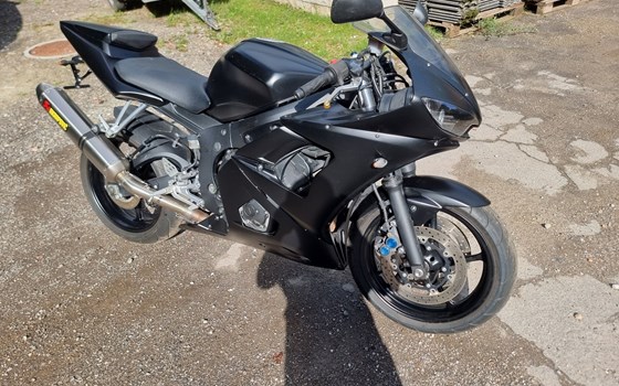 Gebrauchtmotorrad Yamaha YZF-R6 - Bild 2 Gebrauchtmotorrad Yamaha YZF-R6 - Bild 2