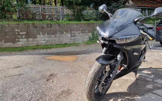 Gebrauchtmotorrad Yamaha YZF-R6 - Bild 3 Gebrauchtmotorrad Yamaha YZF-R6 - Bild 3