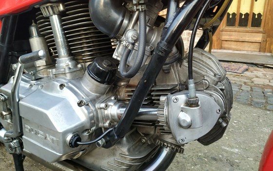 Gebrauchtmotorrad Ducati 860 GT - Bild 2