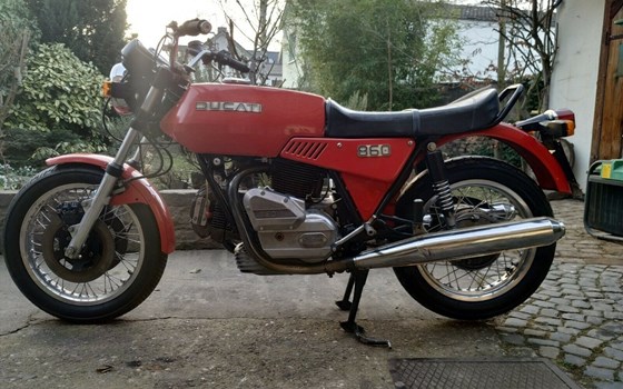 Gebrauchtmotorrad Ducati 860 GT - Bild 3