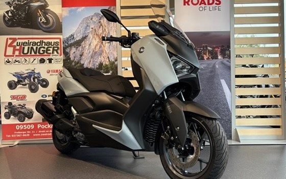 Neufahrzeug Yamaha XMAX 300 Tech MAX+ - Bild 1