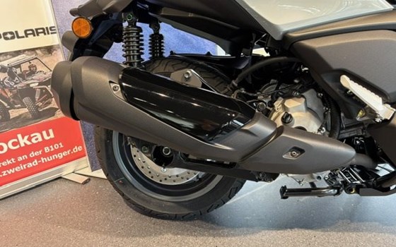 Neufahrzeug Yamaha XMAX 300 Tech MAX+ - Bild 10