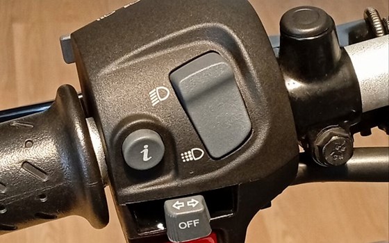 Gebrauchtmotorrad Triumph Speed 400 - Bild 7