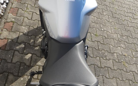 Neufahrzeug Honda CB750 Hornet - Bild 4