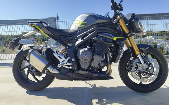 Gebrauchtmotorrad Triumph Speed Triple 1200 RS - Bild 5