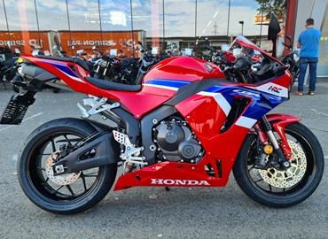 Neumotorrad Honda CBR600RR