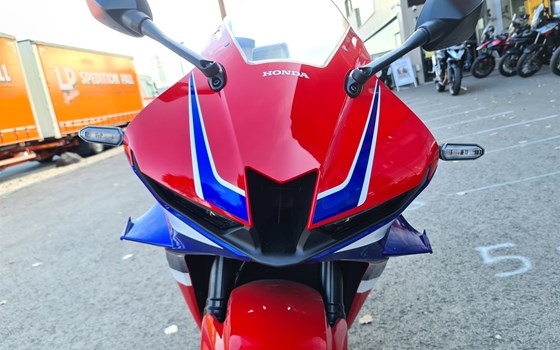 Neufahrzeug Honda CBR600RR - Bild 5 Neufahrzeug Honda CBR600RR - Bild 5