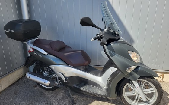 Gebrauchtmotorrad Yamaha X-City 250 - Bild 1 Gebrauchtmotorrad Yamaha X-City 250 - Bild 1