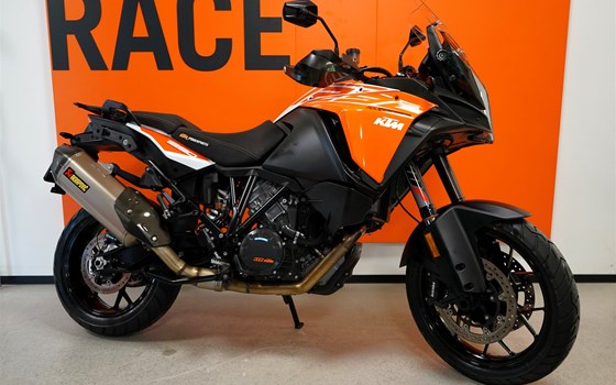 Gebrauchtmotorrad KTM 1290 Super Adventure S - Bild 1 Gebrauchtmotorrad KTM 1290 Super Adventure S - Bild 1
