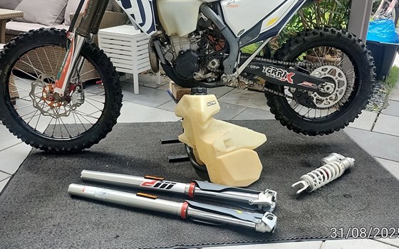 Gebrauchtmotorrad Husqvarna FE 501 - Bild 8