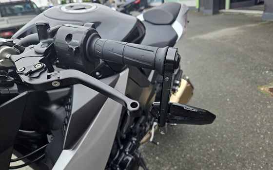 Gebrauchtmotorrad Kawasaki Z1000 - Bild 7