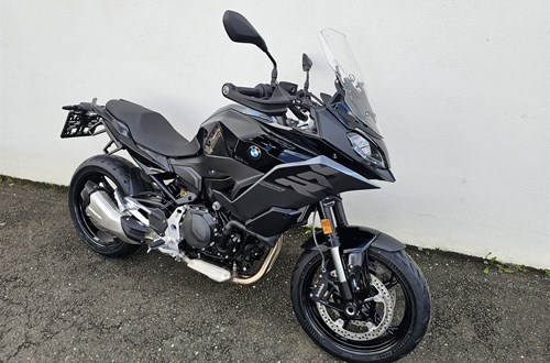 BMW F 900 XR