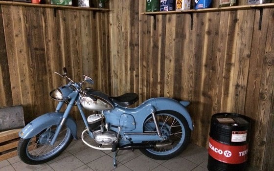 Gebrauchtmotorrad Puch 125 - Bild 1 Gebrauchtmotorrad Puch 125 - Bild 1