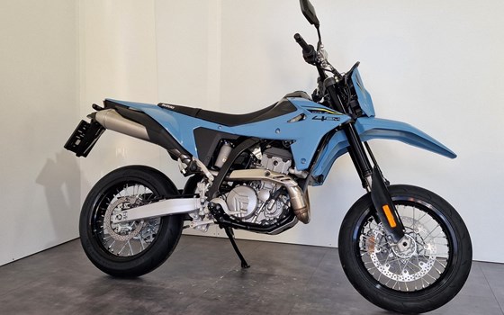 Neufahrzeug Suzuki DR-Z 400 SM - Bild 3 Neufahrzeug Suzuki DR-Z 400 SM - Bild 3