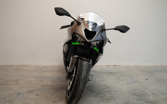Neufahrzeug Kawasaki Ninja ZX-6R - Bild 3