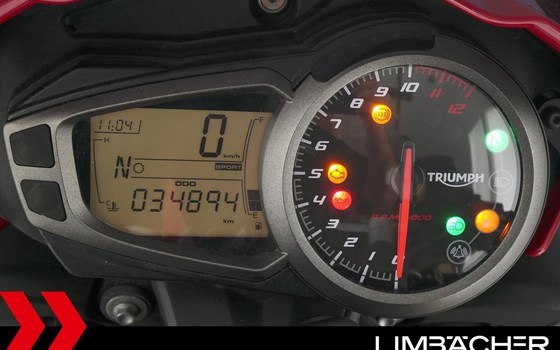 Gebrauchtmotorrad Triumph Speed Triple S - Bild 12