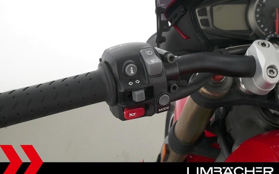 Gebrauchtmotorrad Triumph Speed Triple S - Bild 19