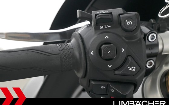 Gebrauchtmotorrad Yamaha XSR900 GP - Bild 14