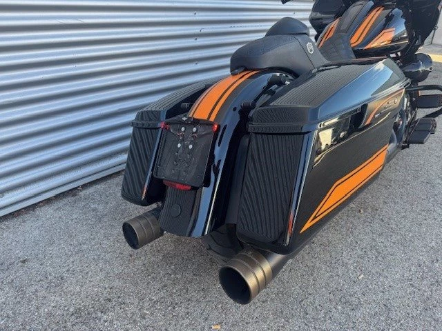 Harley-Davidson Touring Road Glide ST (Vivid Black) - Bild 8