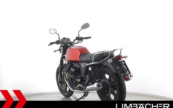 Gebrauchtmotorrad Moto Guzzi V7 II Stone - Bild 7