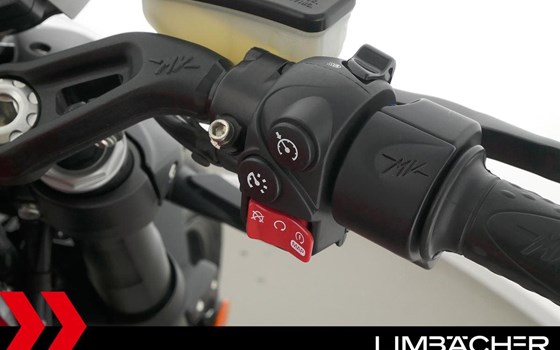 Gebrauchtmotorrad MV Agusta Dragster 800 R - Bild 21