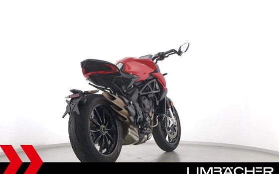 Gebrauchtmotorrad MV Agusta Dragster 800 R - Bild 8