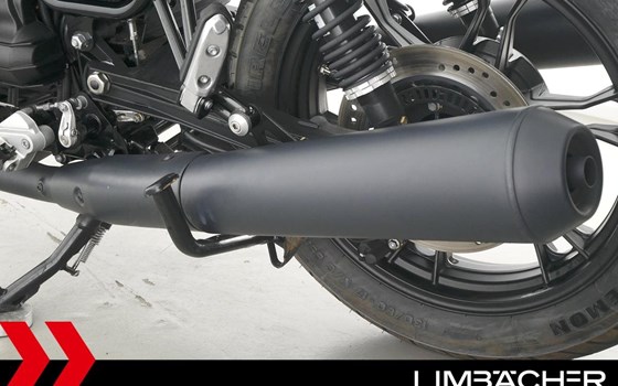 Gebrauchtmotorrad Moto Guzzi V7 III Carbon - Bild 17