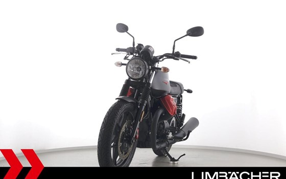 Gebrauchtmotorrad Moto Guzzi V7 III Carbon - Bild 3