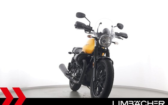 Gebrauchtmotorrad Moto Guzzi V7 III Stone - Bild 11