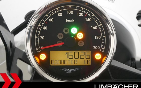 Gebrauchtmotorrad Moto Guzzi V7 III Stone - Bild 12