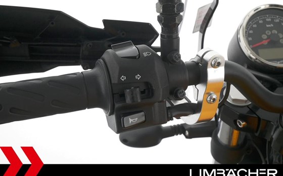 Gebrauchtmotorrad Moto Guzzi V7 III Stone - Bild 19