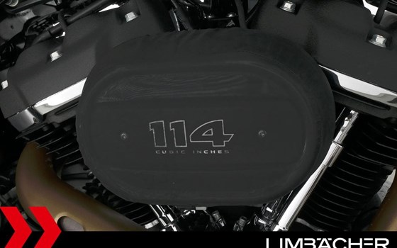 Gebrauchtmotorrad Harley-Davidson Softail Fat Bob 114 FXFBS - Bild 16