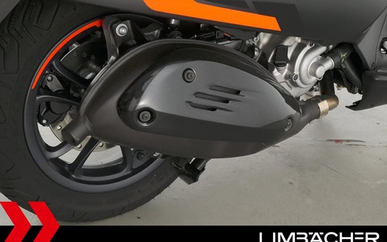 Gebrauchtmotorrad Vespa GTS Super Sport - Bild 16