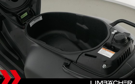 Gebrauchtmotorrad Vespa GTS Super Sport - Bild 19