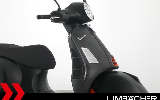 Gebrauchtmotorrad Vespa GTS Super Sport - Bild 25