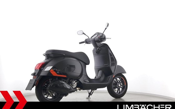 Gebrauchtmotorrad Vespa GTS Super Sport - Bild 9