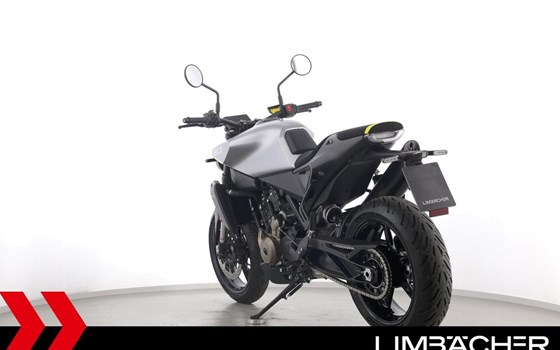 Gebrauchtmotorrad Husqvarna Vitpilen 801 - Bild 7