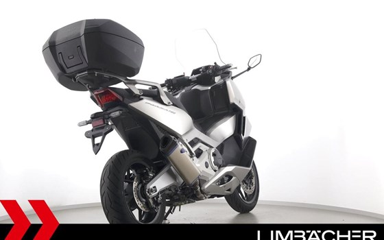 Gebrauchtmotorrad Honda Forza 750 - Bild 8