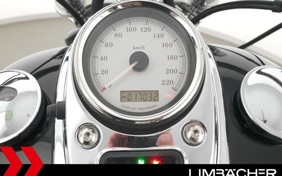 Gebrauchtmotorrad Harley-Davidson Dyna Wide Glide FXDWG - Bild 12