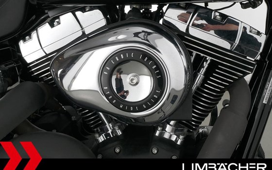 Gebrauchtmotorrad Harley-Davidson Dyna Wide Glide FXDWG - Bild 15