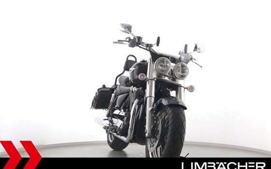 Gebrauchtmotorrad Triumph Thunderbird Commander - Bild 11