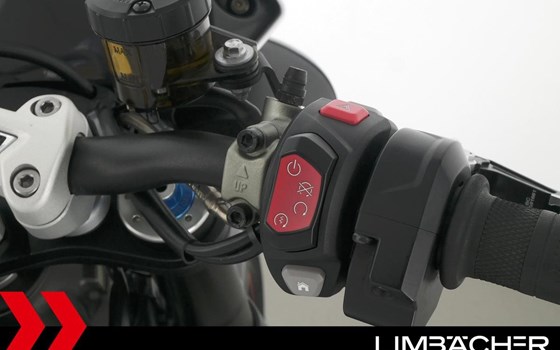 Gebrauchtmotorrad Triumph Speed Triple 1050 - Bild 23