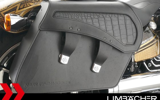 Gebrauchtmotorrad Harley-Davidson Softail Breakout FXSB - Bild 17