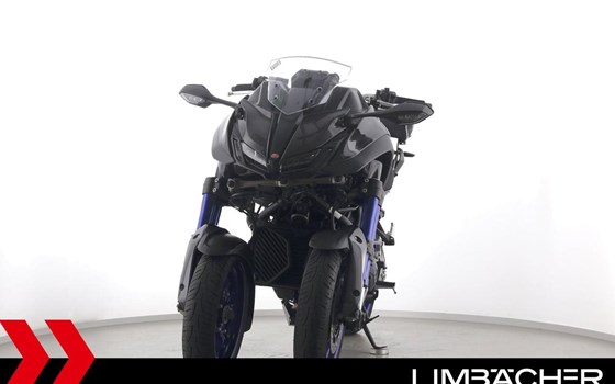 Gebrauchtmotorrad Yamaha Niken - Bild 3